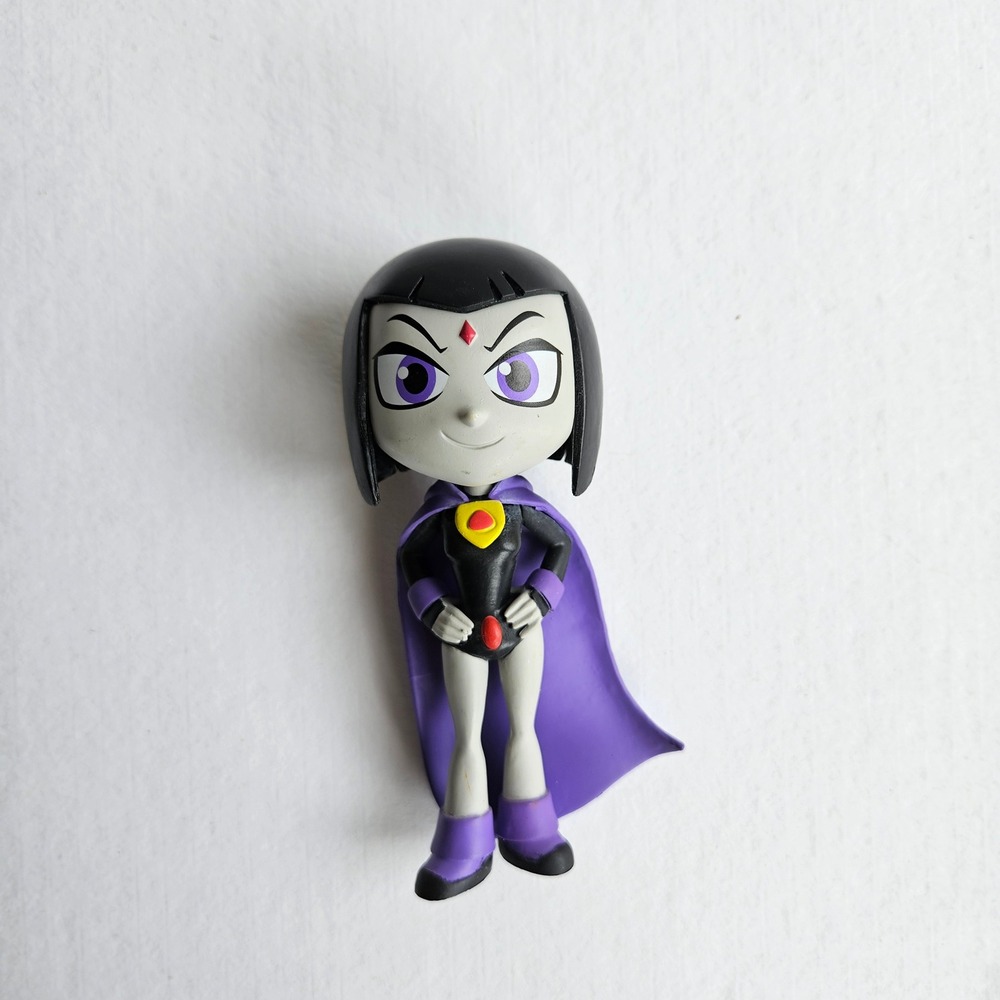 Teen Titans Go Raven Vinyl Figure DC Comics Purple Cape Collectible 4 Inch